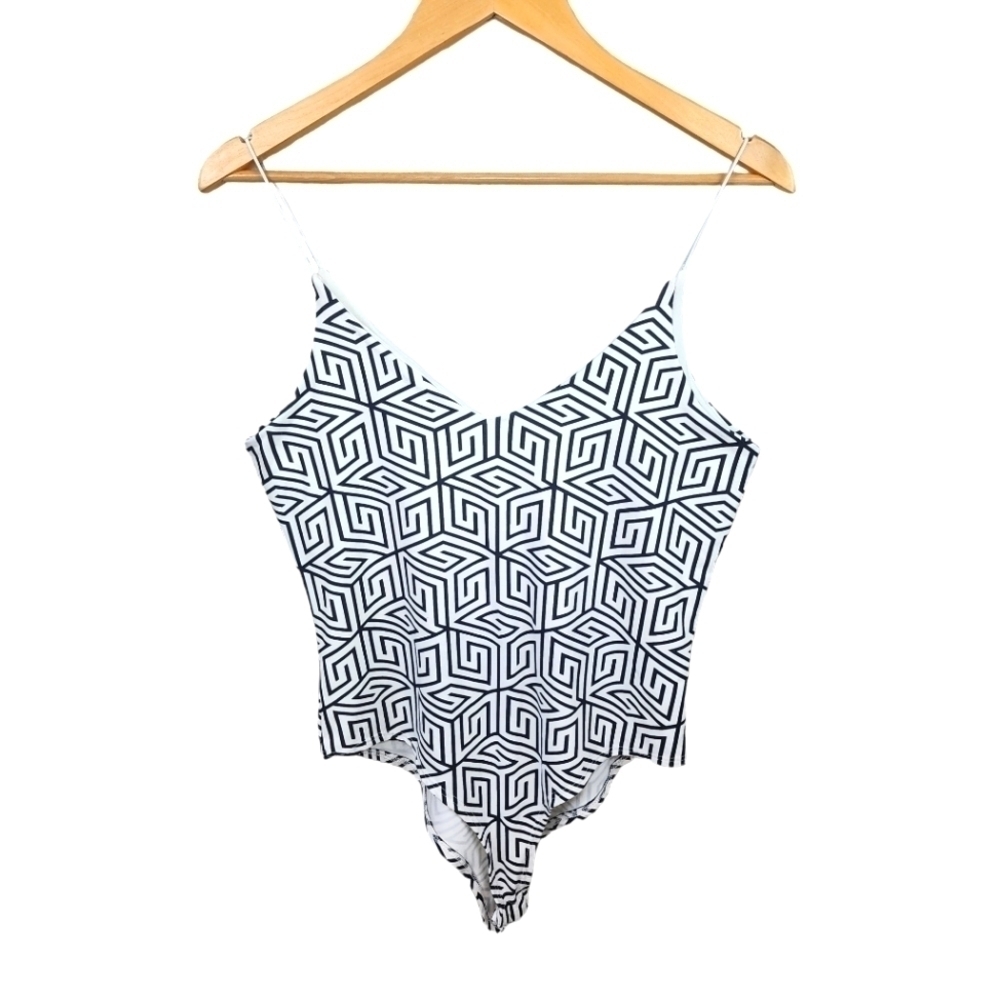 GAZE Strappy Bodysuit Size L